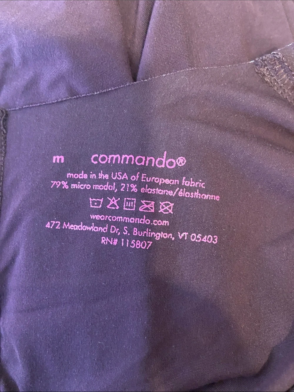 Commando Purple Butter Ballet Center Seam Long Sleeve V-Neck Bodysuit Size Med